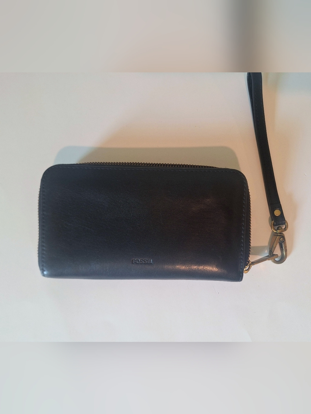 Fossil Black Leather Wristlet Wallet with Detachable Strap